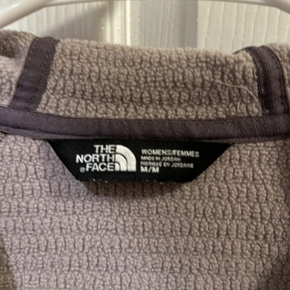 North Face Hooded Jacket Size Medium - Picture 2 of 7